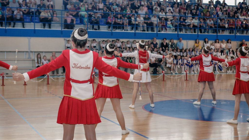 3318396357821132920632394345300