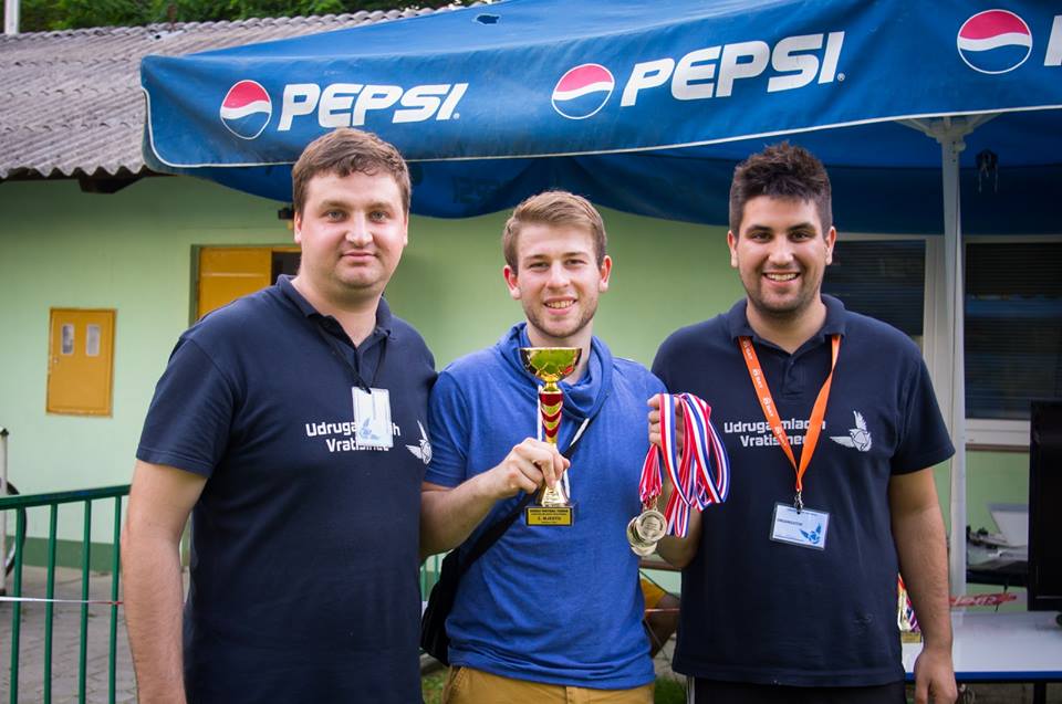 1135128175851676759529280556812