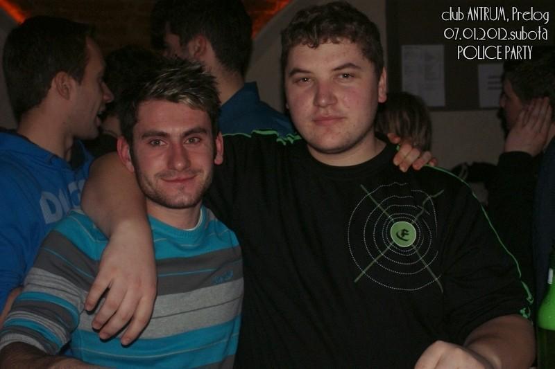 slika0036 Antrum (Subota, 7.1.2012) slika0036 Antrum (Subota, 7.1.2012)