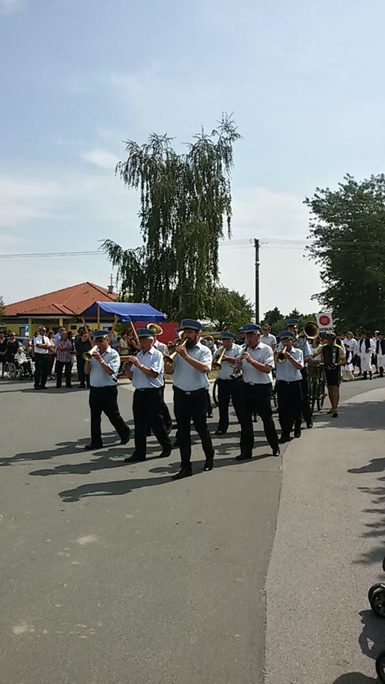 1121942910204883064898610329642