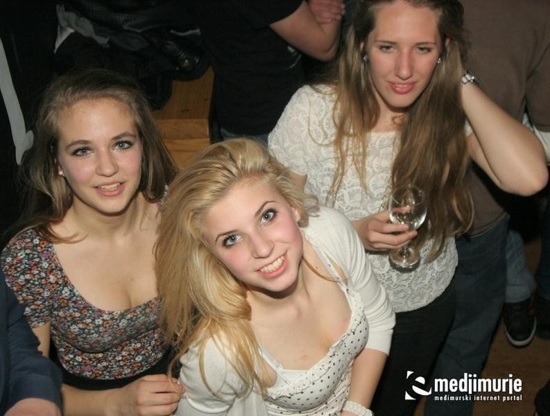 slika0031 Arcus (Subota, 21.4.2012) slika0031 Arcus (Subota, 21.4.2012)