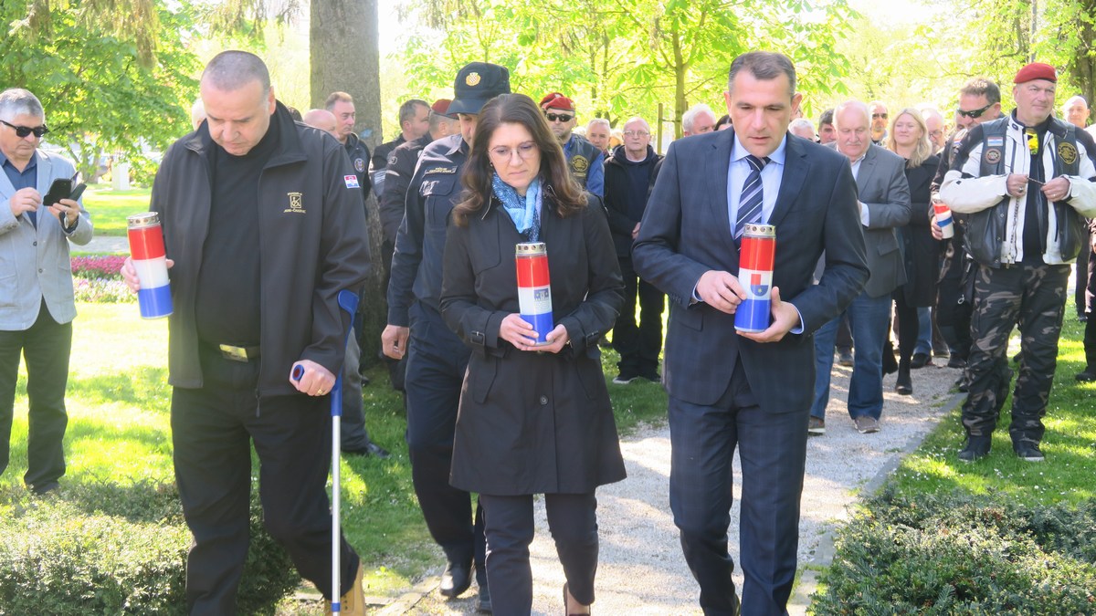 POČAST Karavana iz Splita u Čakovcu odala počast nestalim i poginulim braniteljima u Domovinskom ratu