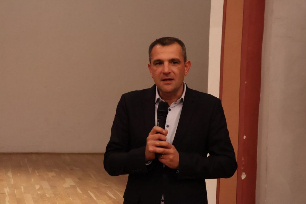 MLADI PISCI Predstavljen zbornik dječjih literarnih radova Tragovi budućnosti