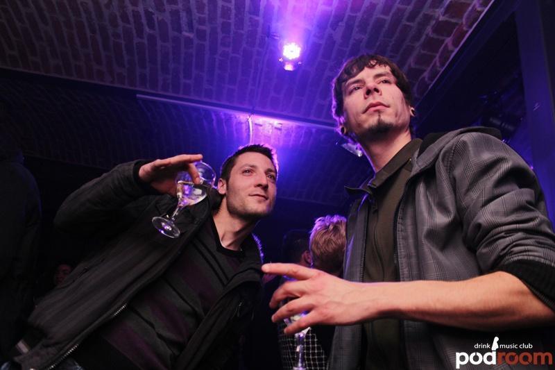 slika0009 Podroom (Petak, 7.12. – Trash & Burn Pin-up Calendar Party – 1.dio)