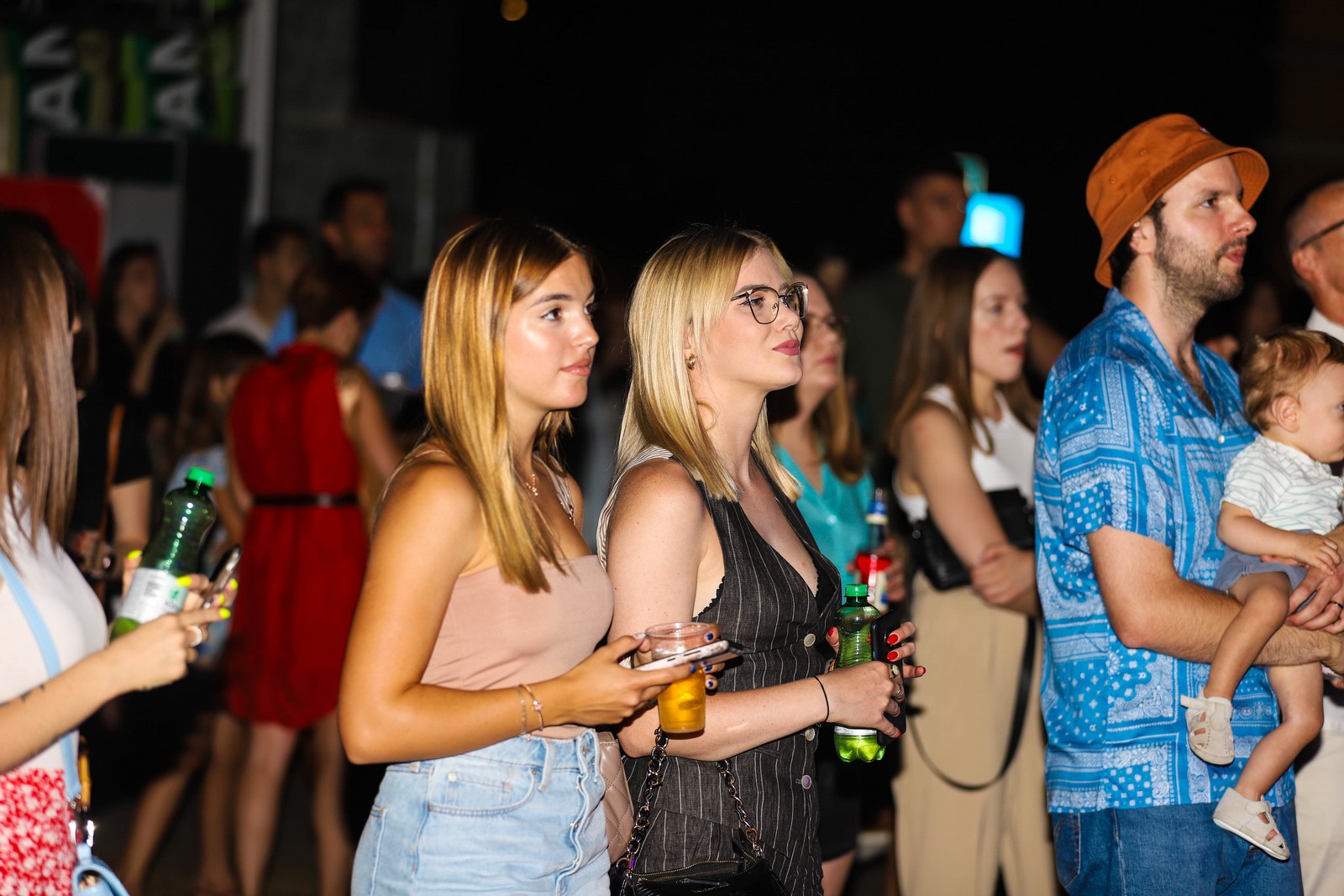 Nika Turković održala koncert u Urban Parkiću na Porcijunkolovom