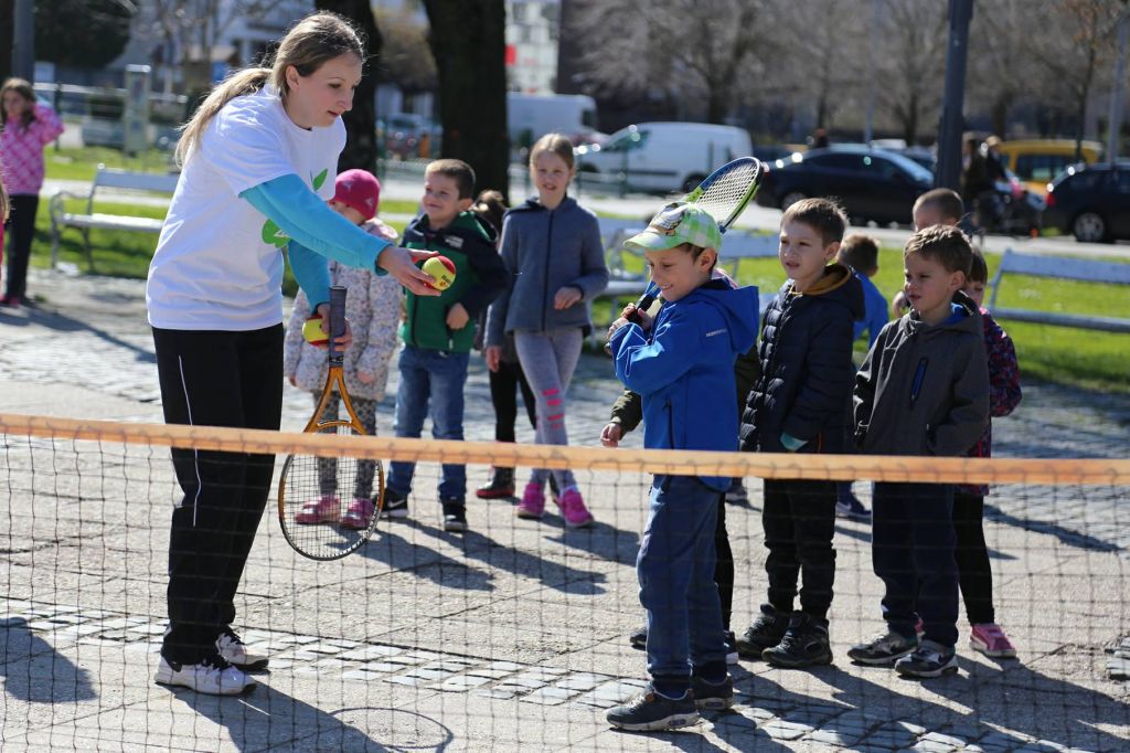 3012737210214739854266932859324