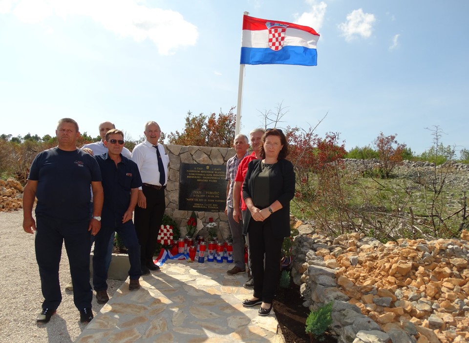 U Vodičkom zaleđu otkriven spomenik zapovjedniku Ivanu Vurušiću