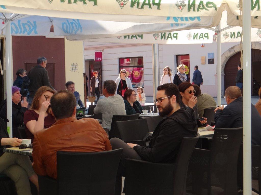 Predblagdansko raspoloženje: Čakovec okupirale sve generacije