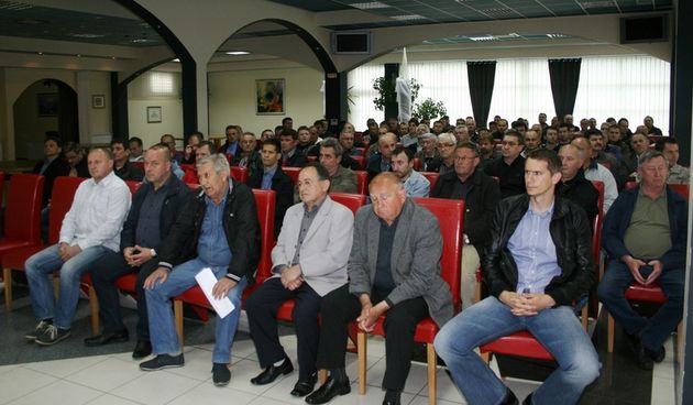 plenum2014051511103423188