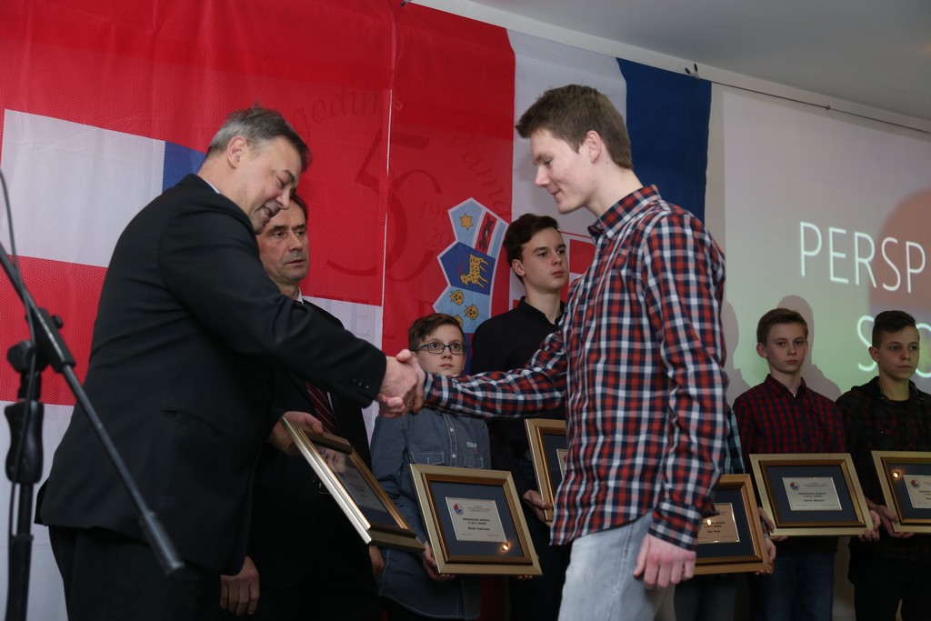 pravazena00049903635