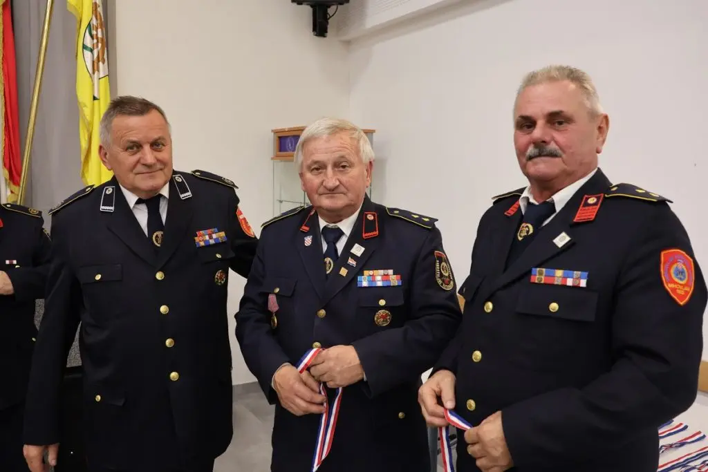 36. godišnja Skupština Kluba vatrogasnih veterana Međimurske županije (23) 36. godišnja Skupština Kluba vatrogasnih veterana Međimurske županije (23)