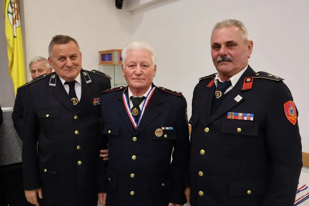 36. godišnja Skupština Kluba vatrogasnih veterana Međimurske županije (24) 36. godišnja Skupština Kluba vatrogasnih veterana Međimurske županije (24)