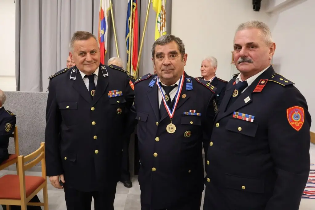 36. godišnja Skupština Kluba vatrogasnih veterana Međimurske županije (27) 36. godišnja Skupština Kluba vatrogasnih veterana Međimurske županije (27)