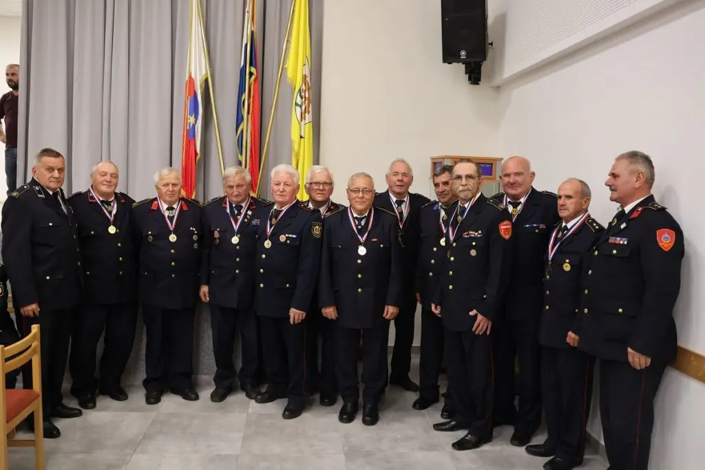 36. godišnja Skupština Kluba vatrogasnih veterana Međimurske županije (35) 36. godišnja Skupština Kluba vatrogasnih veterana Međimurske županije (35)