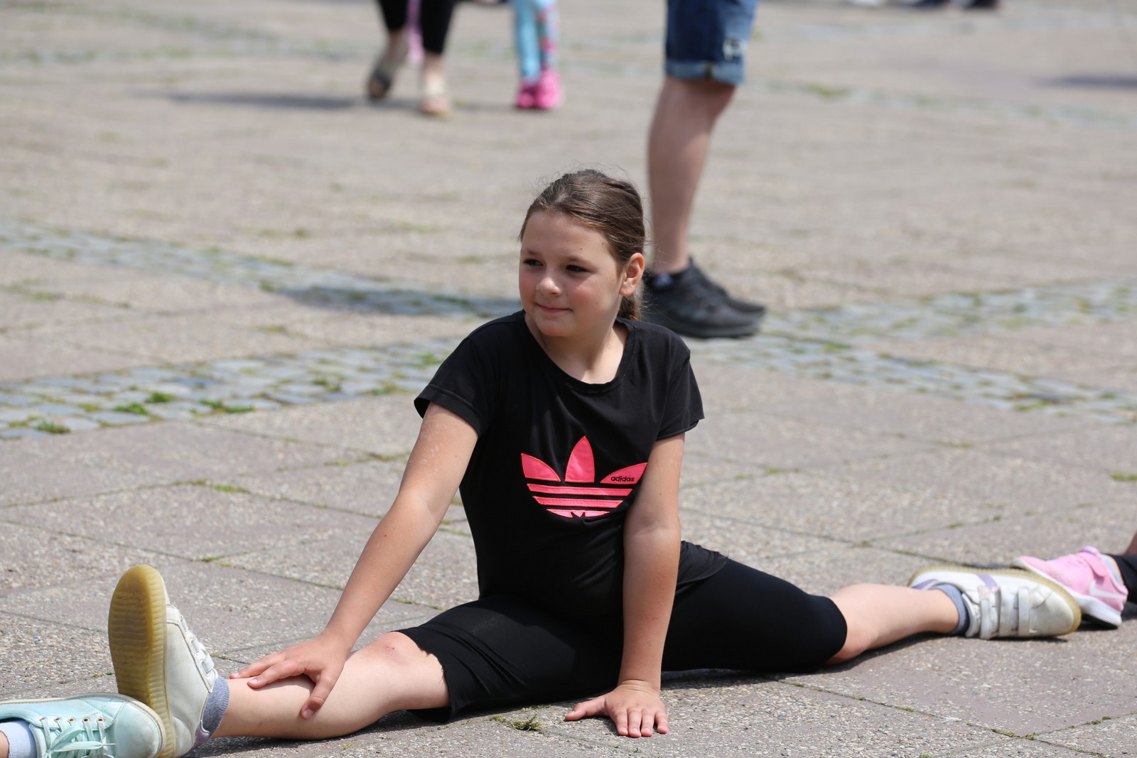 BRAVO! 356 Međimuraca i Međimurki zajedničkim je snagama napravilo više od 600 metara dugu špagu BRAVO! 356 Međimuraca i Međimurki zajedničkim je snagama napravilo više od 600 metara dugu špagu