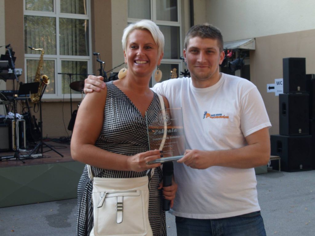 1418836917327212803150812159253