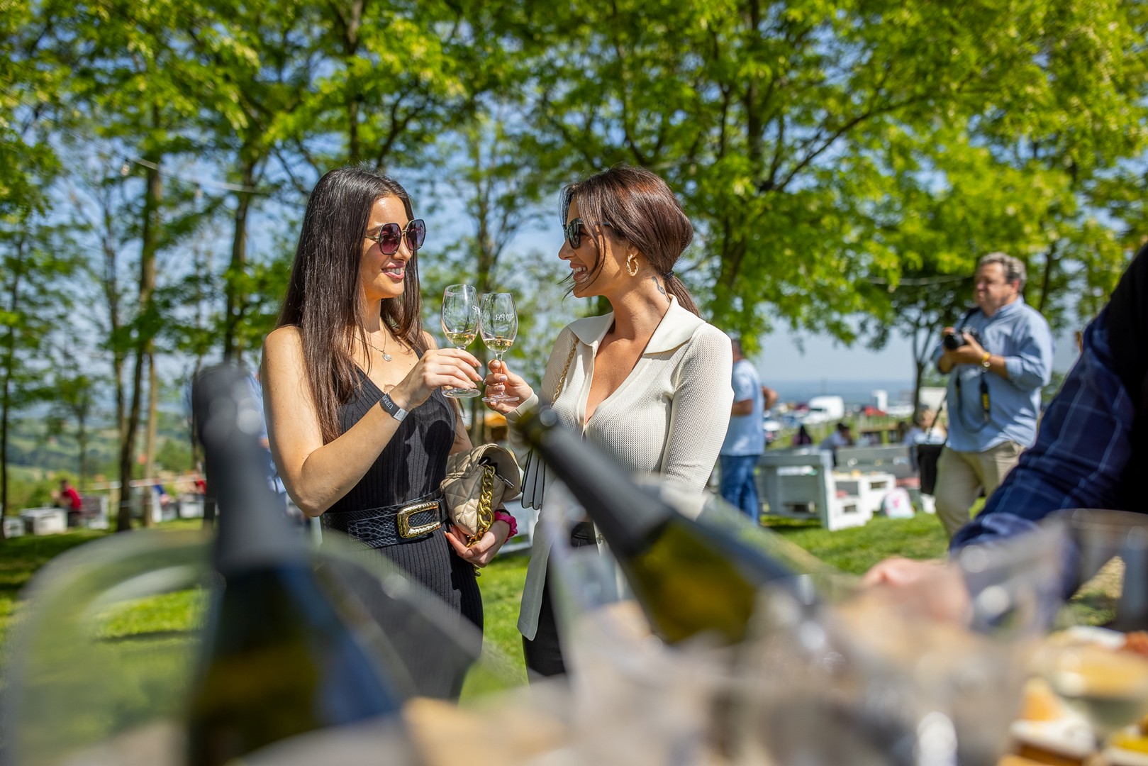 Na Mađerkinom bregu održan Pjenušavi doručak u vinogradu