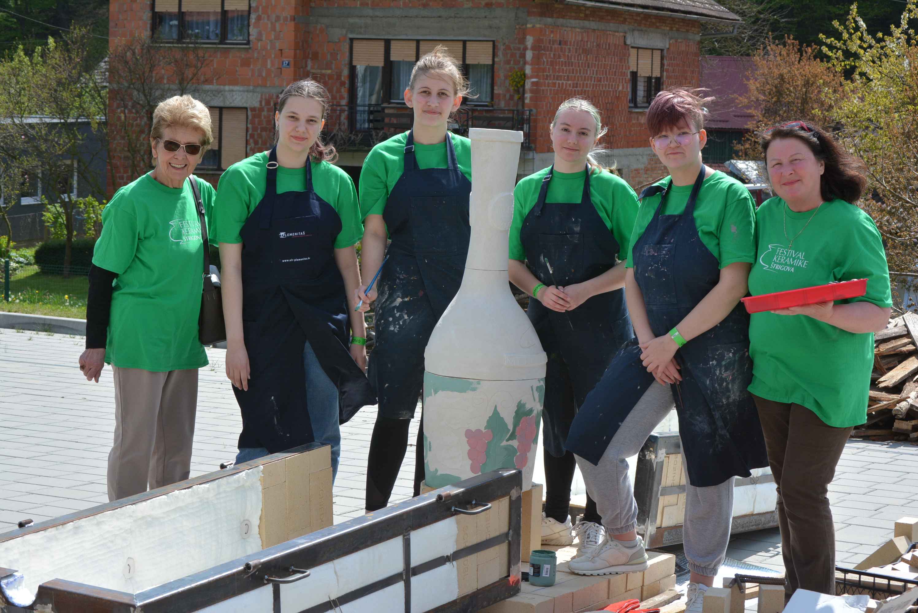 UREĐIVANJE VIJESTI: ŠTRIGOVA Posjetitelji su oduševljeni današnjim festivalom keramike