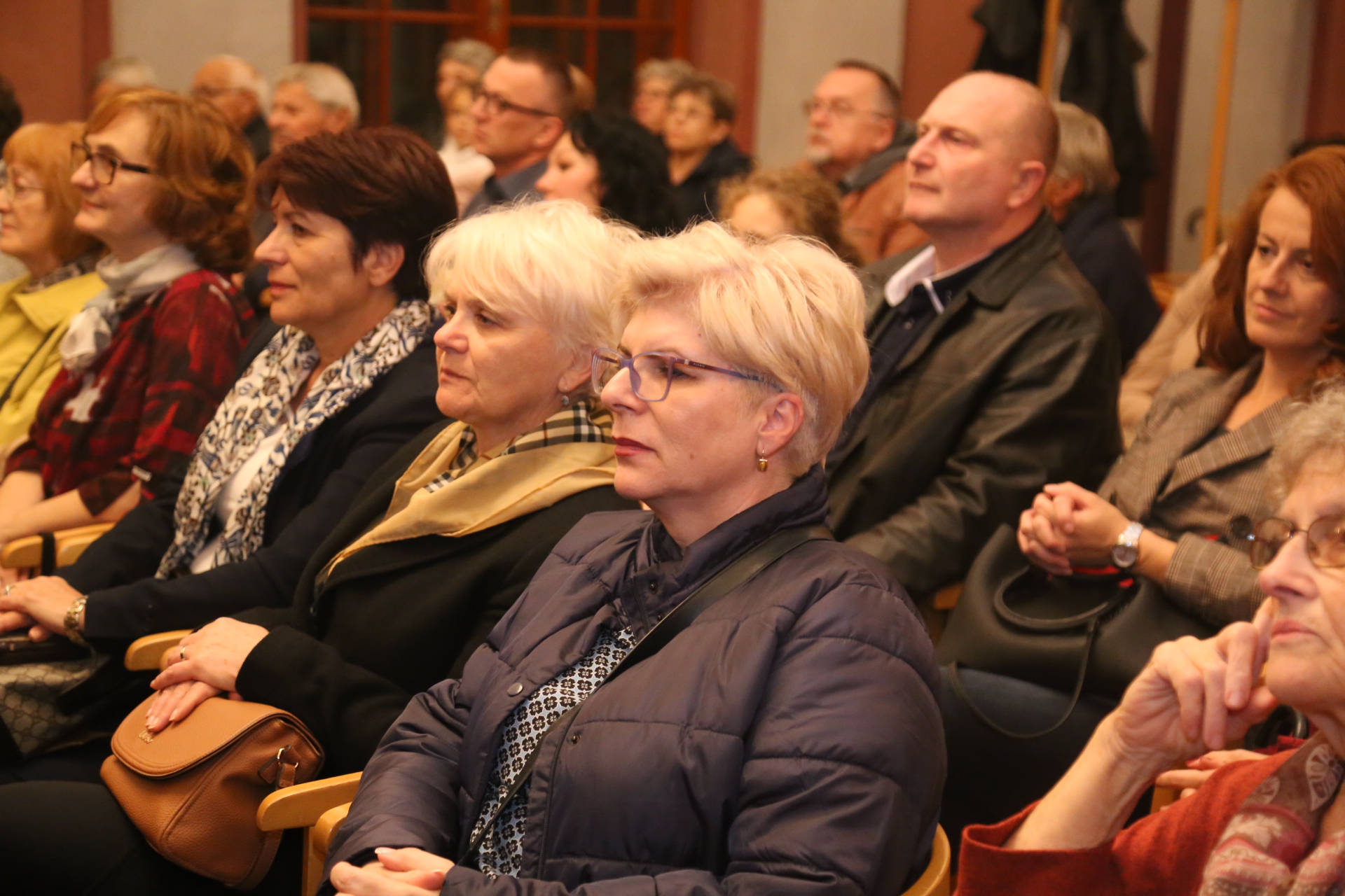 FOTO Predstavljena zbirka pjesama Magdalene Vlah – Hranjec ‘Z maminoga krila’