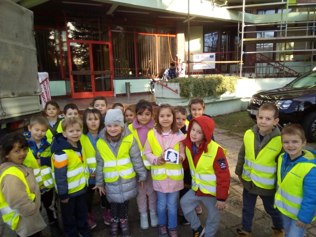 POKLONI IZ VRTIĆA Djeca i odgojiteljice iznenadili sve one s kojima su uspješno surađivali