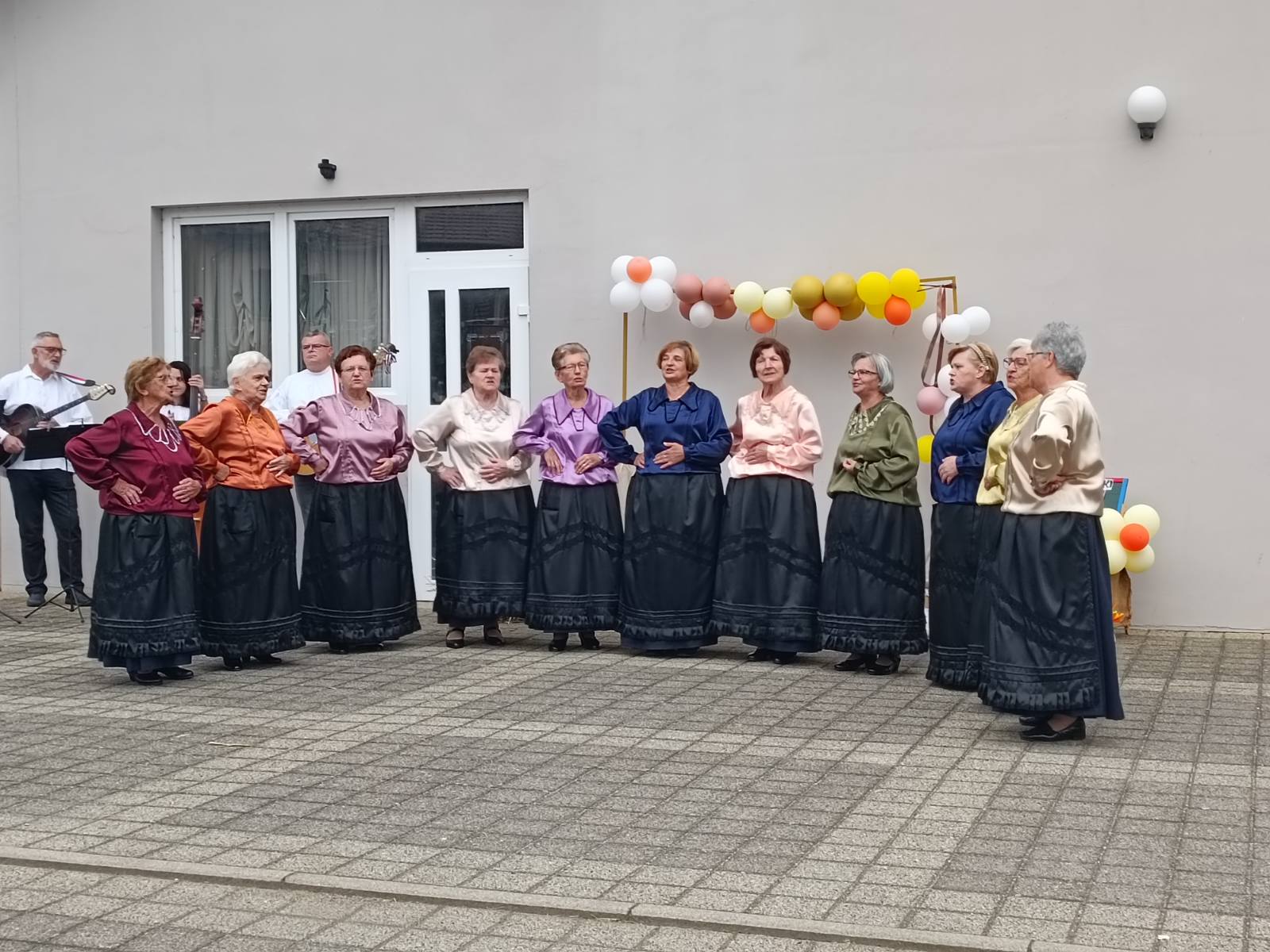 MJEŠTANI SU UŽIVALI Prvi Jesenski sajam održan u Krištanovcu