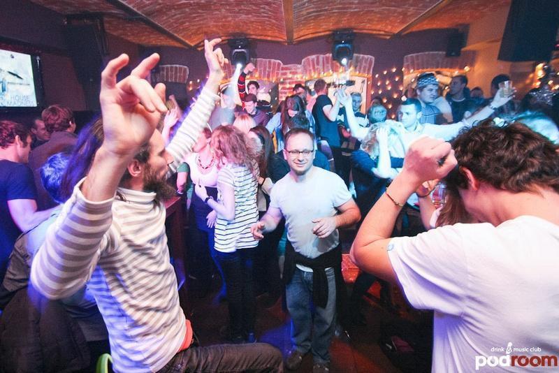 slika0020 Podroom (Subota, 15.12. – Winter house madness)