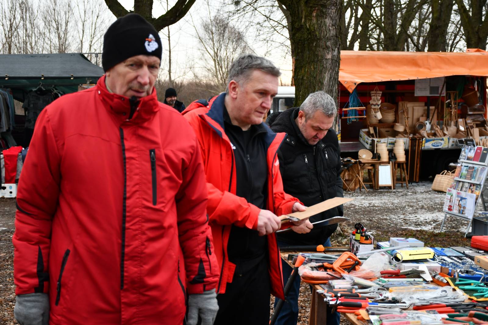 KUPCI NAHRLILI Hladna siječanjska srijeda ispunjena robom i veselim licima