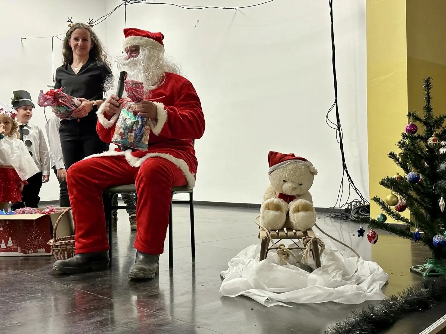 3764da5f-f7d7-4b58-839e-1ba426548e98 3764da5f-f7d7-4b58-839e-1ba426548e98