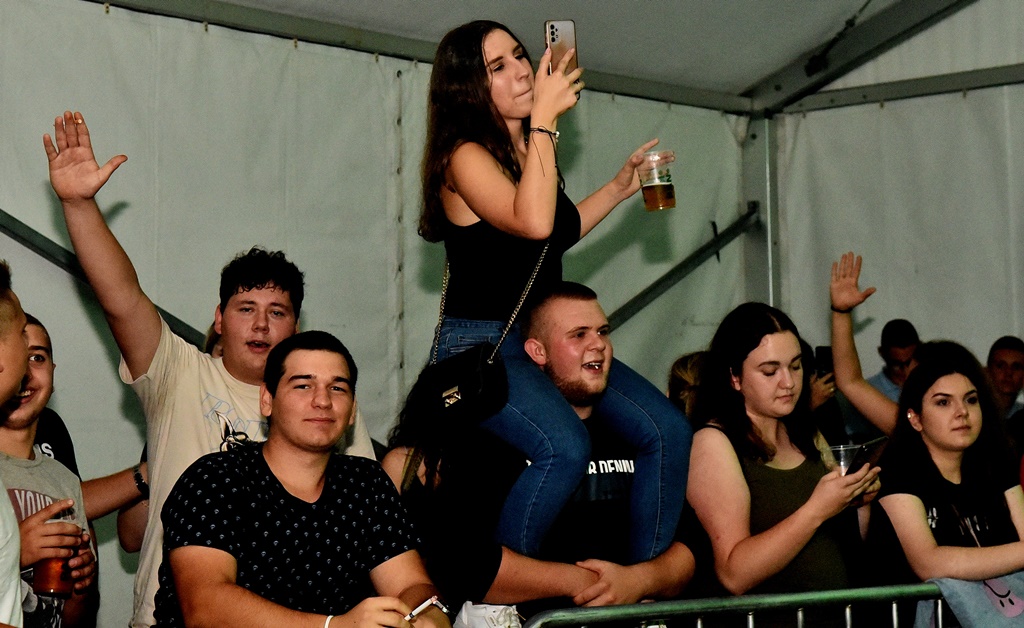 Image 5462316 (auto)