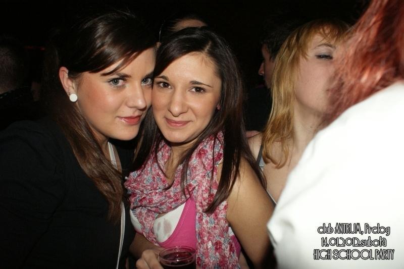 slika0038 Antrum (Subota, 14.1.2012) slika0038 Antrum (Subota, 14.1.2012)