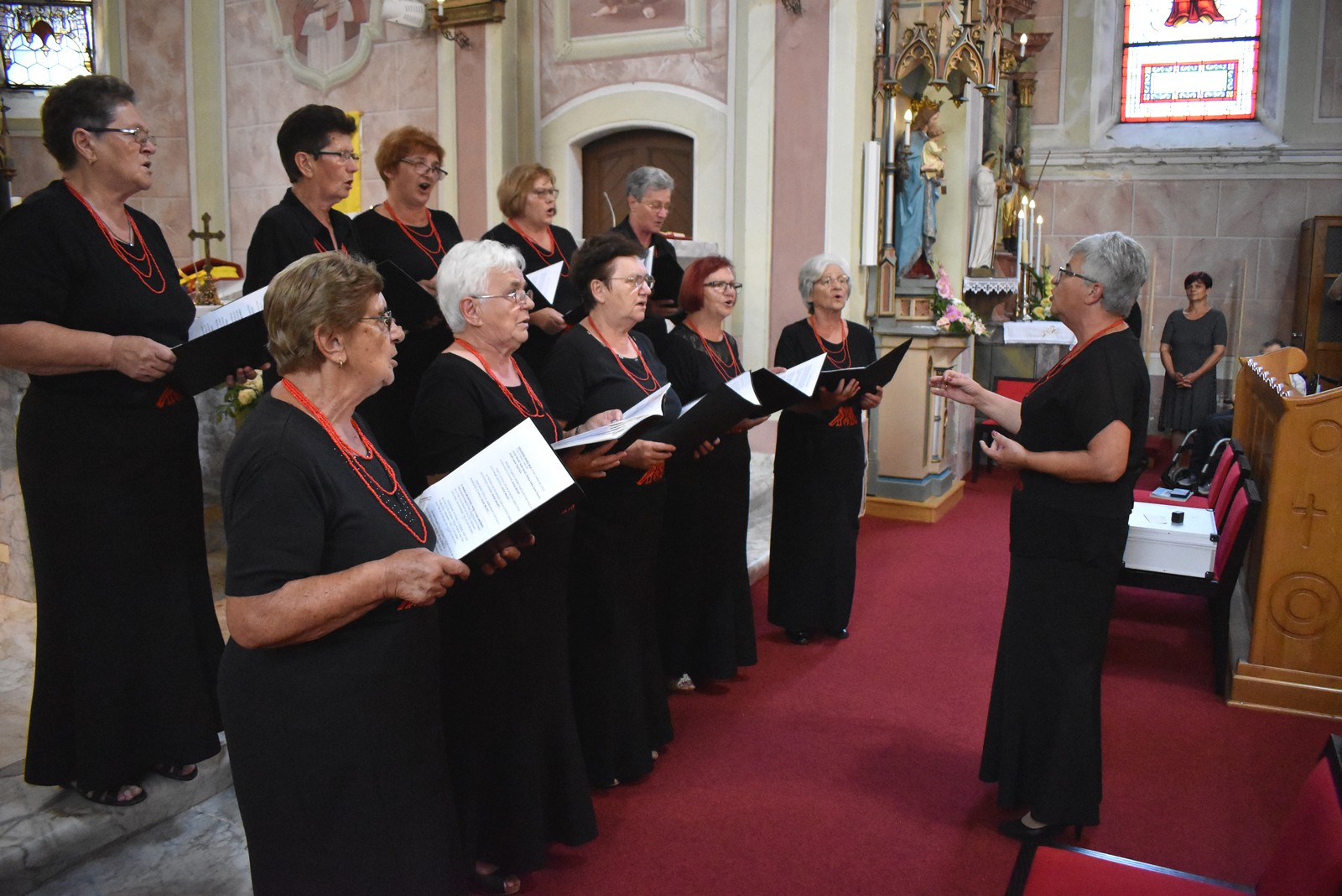 Koncert u Vratišincu: Župnik Pavao Mesarić ispraćen pjesmom