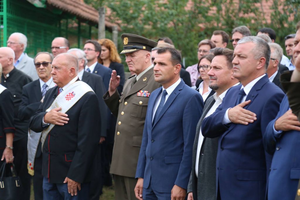 2145842210212942444572813606102