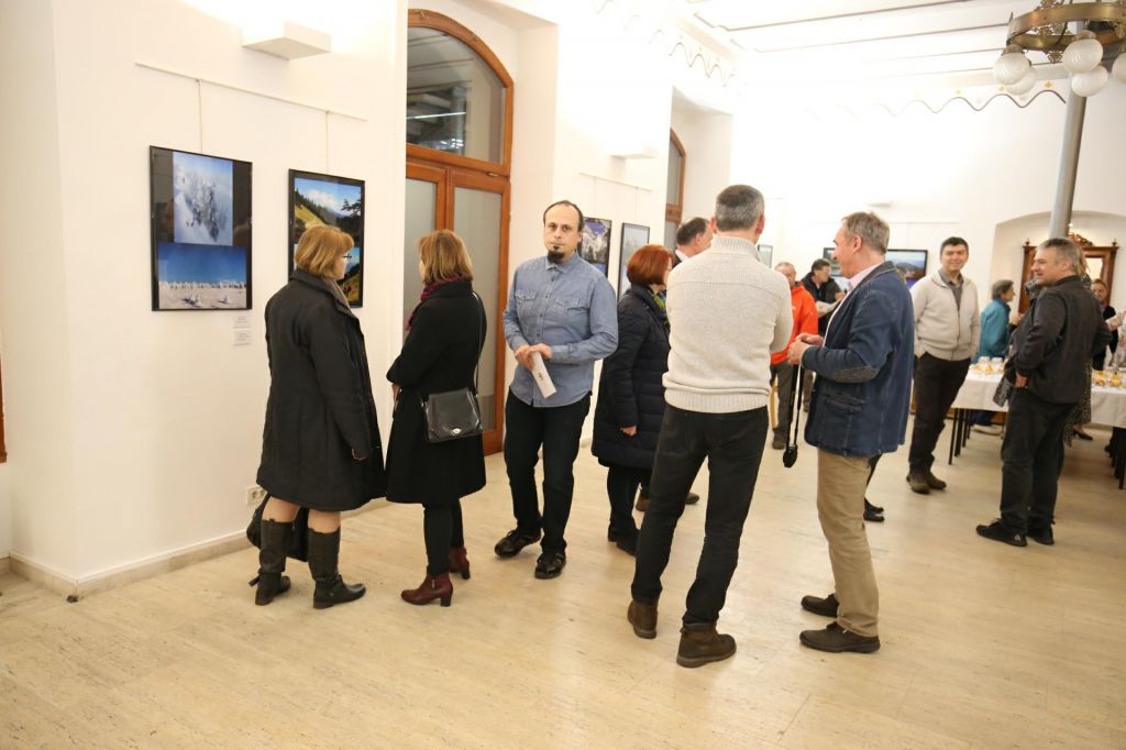 2774448610214156381440476171312