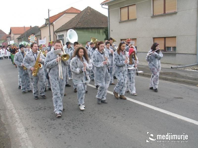slika0047