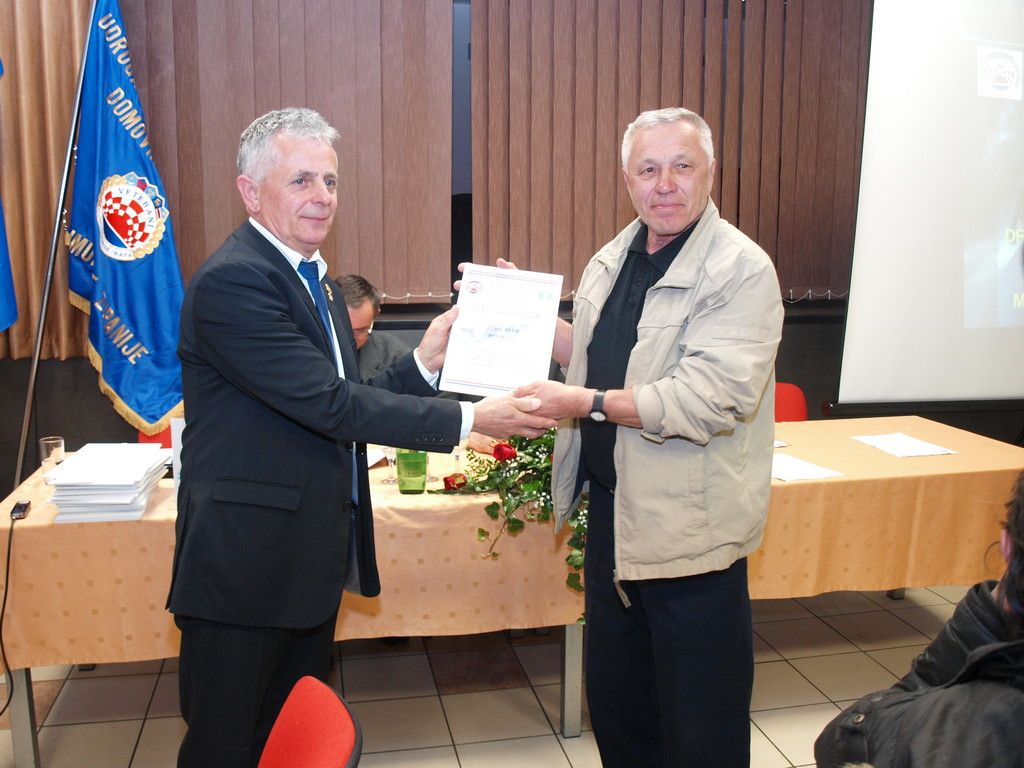 fotografija00016386204