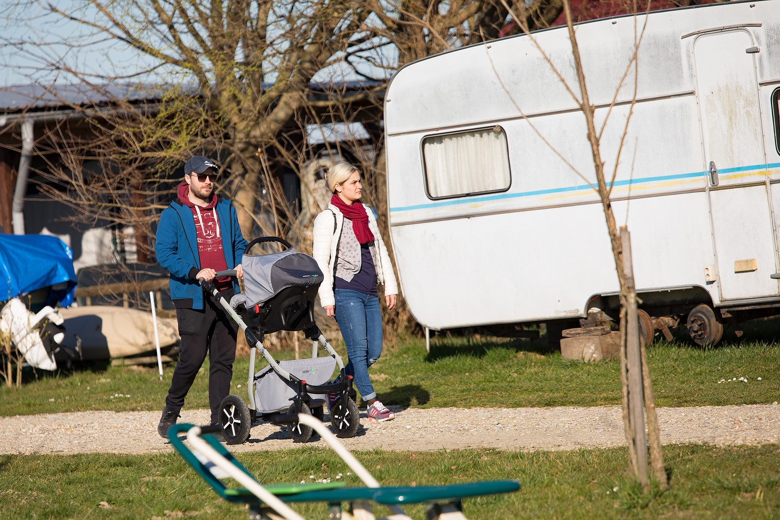 KLIKOM PO MARINI Suncem okupana Marina danas je bila prepuna ljudi!