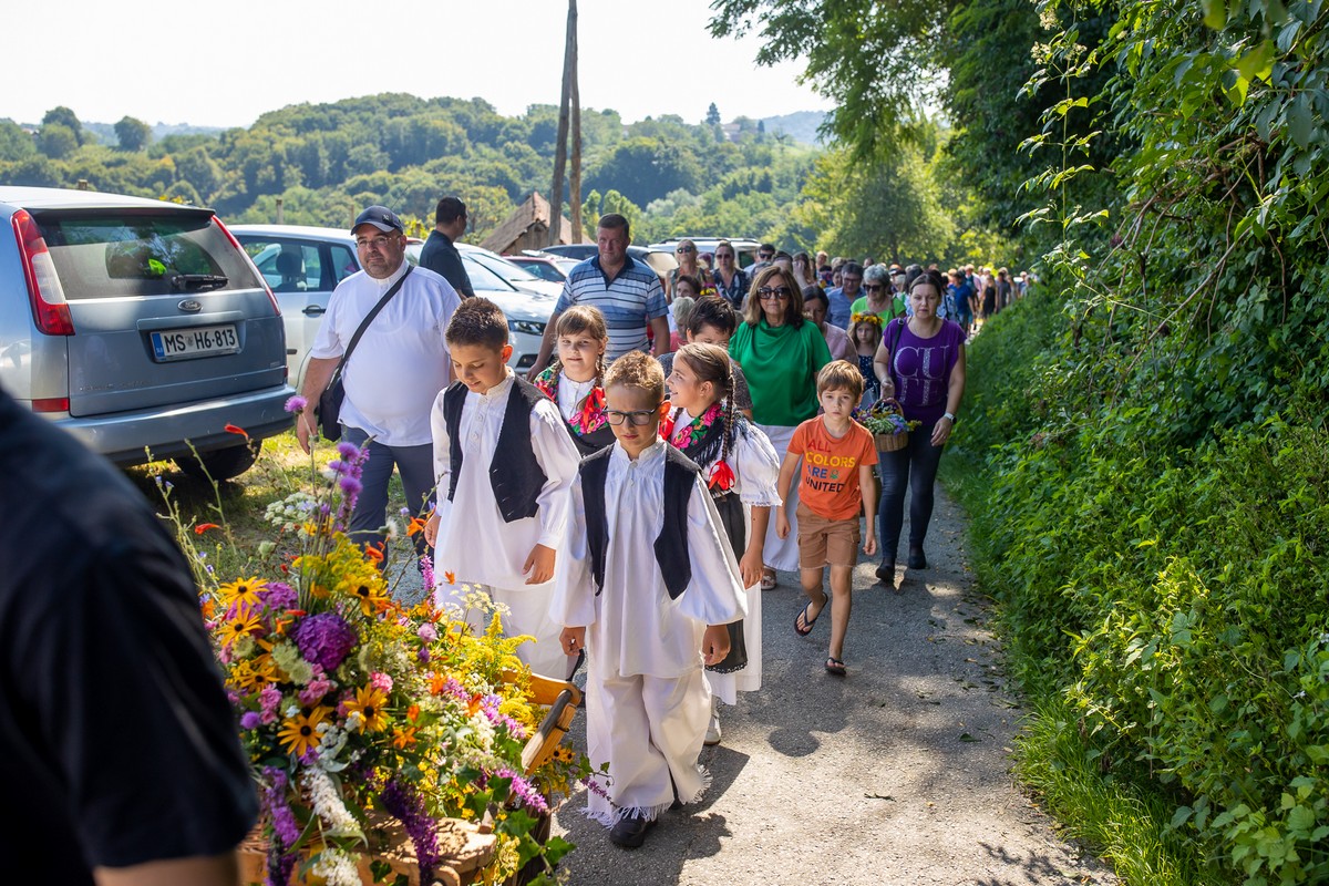 NA TOČKI PRIJATELJSTVA Susret hrvatskih i slovenskih vjernika u Šprincu
