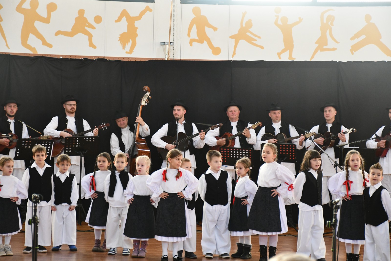 ČUVARI TRADICIJE Godišnja priredba KUD-a Belica