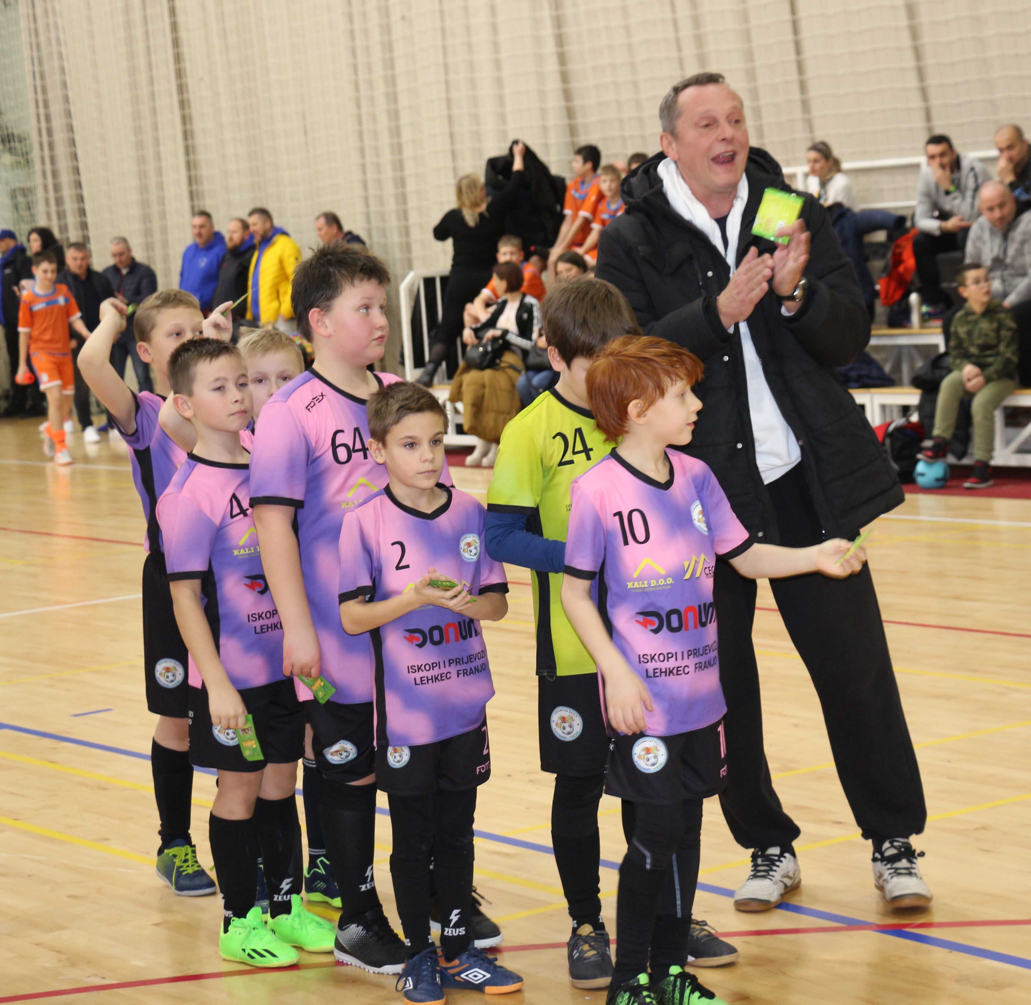 Ekipa Lumen II osvojila malonogometni turnir u Prelogu u U-8 kategoriji