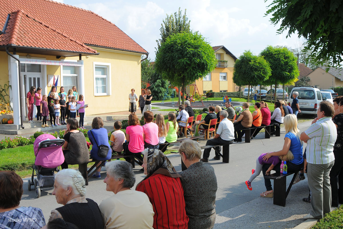 25319825wdsc3319314880