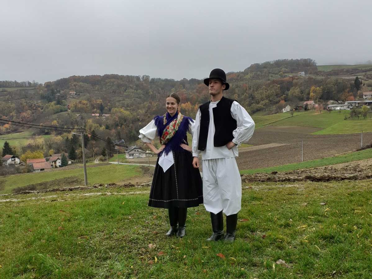 Dobravska nošnja u svjetskoj bazi nošnji!