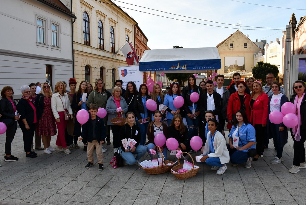 DAN RUŽIČASTE VRPCE Subotnje prijepodne u središtu Čakovca obasjano ružičastim tonovima