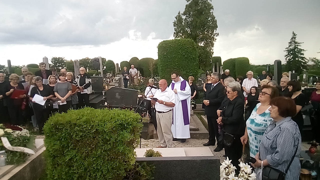 TRI MJESECA NAKON SMRTI Župljani se oprostili od omiljenog fra Antuna Jesenovića