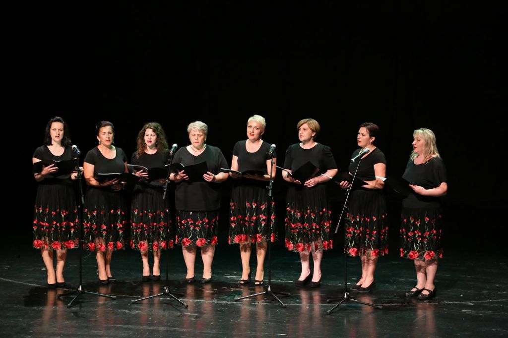 3427456810215167916888230482829