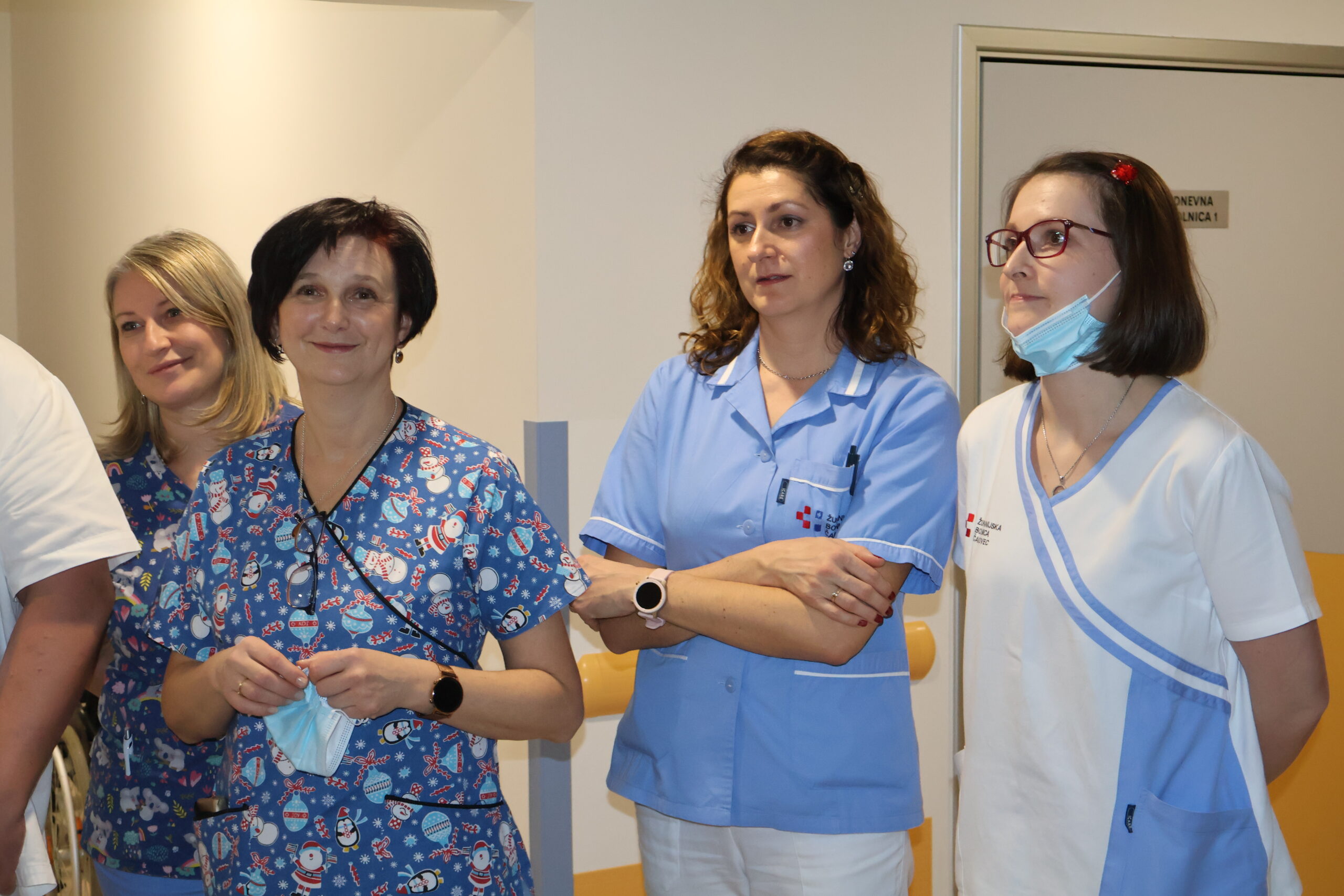 Gradonačelnica Cividini i župan Posavec obišli dežurne službe u novogodišnjoj noći