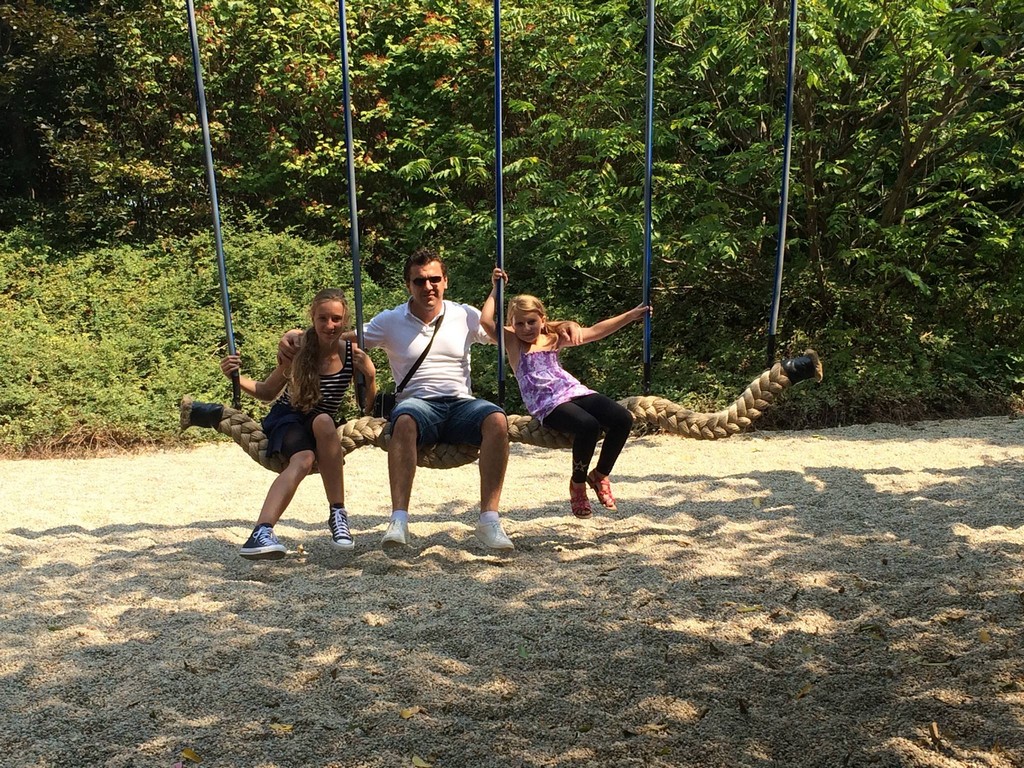 DANIEL VINKO Profesionalni vozač/medicinski tehničar uspješno upravlja sanitetskim prijevozom Međimurja DANIEL VINKO Profesionalni vozač/medicinski tehničar uspješno upravlja sanitetskim prijevozom Međimurja