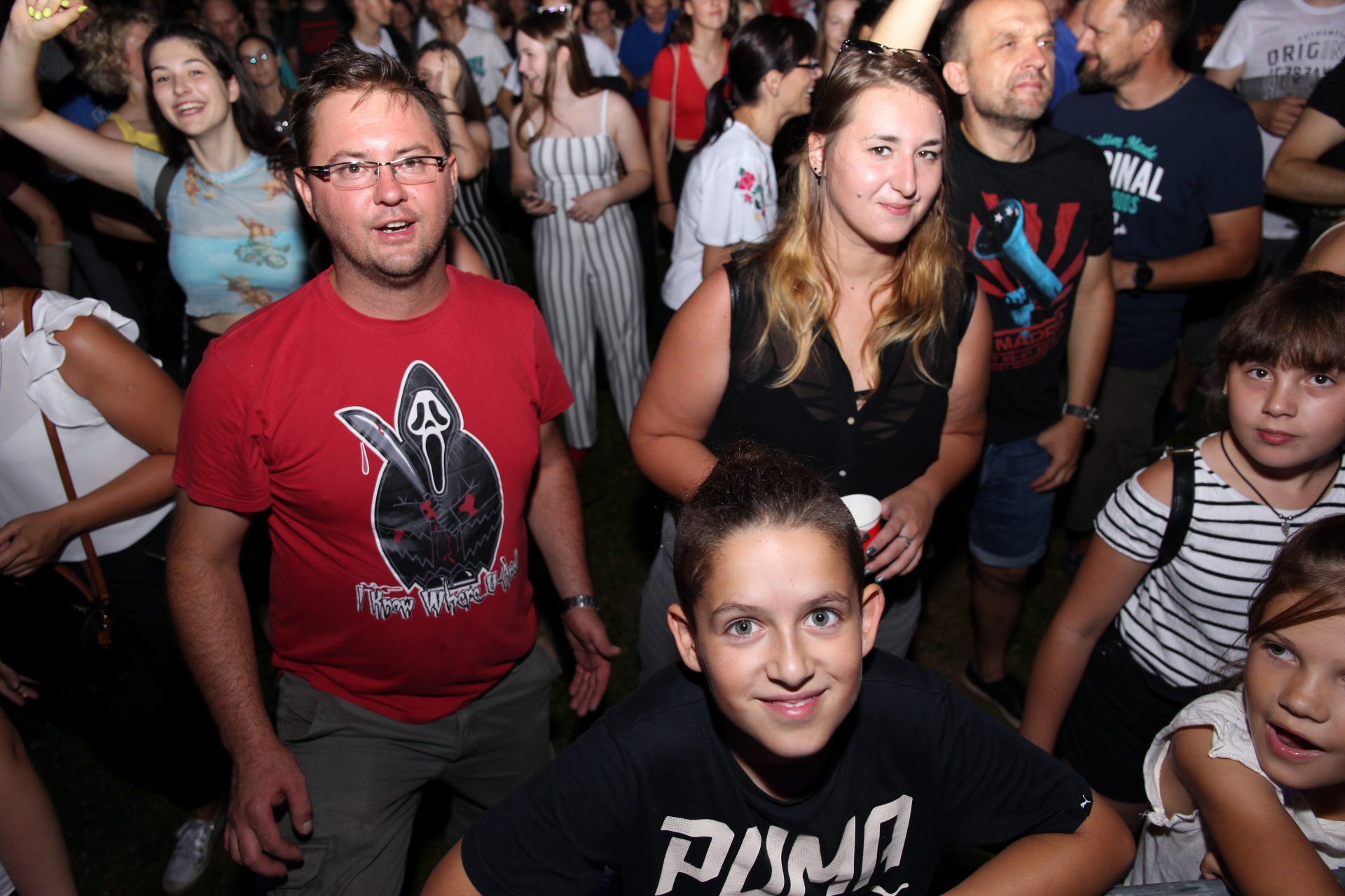 LJETO U GRADU ZRINSKIH Psihomodo pop i Gobac pjevali s brojnim fanovima u Čakovcu LJETO U GRADU ZRINSKIH Psihomodo pop i Gobac pjevali s brojnim fanovima u Čakovcu