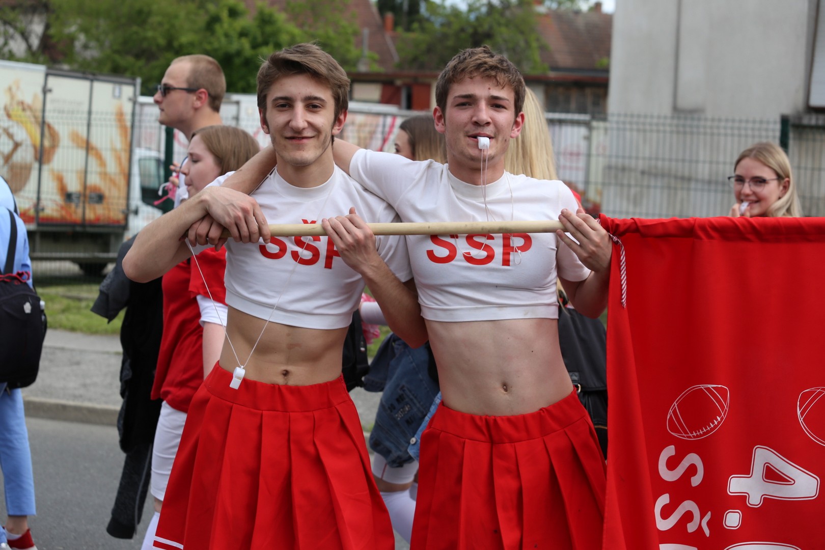 Ulicama Čakovca koračalo više od 1200 međimurskih maturanata