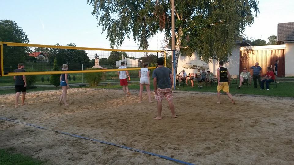 9360637928804607559879027730175