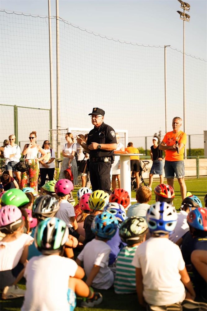 FOTO Preloški kontakt policajac održao predavanje na Dječjem biciklističkom kampu